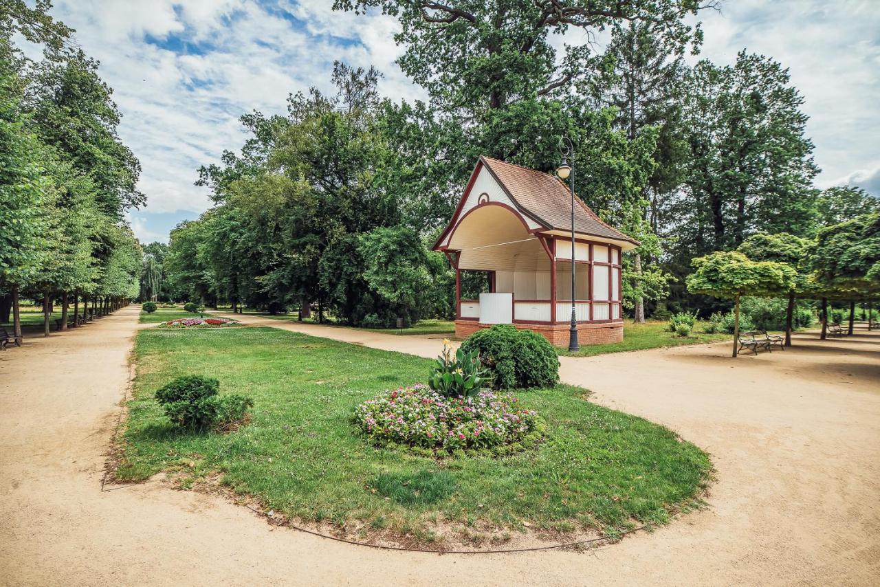 Skodova Apartments Přerov Buitenkant foto
