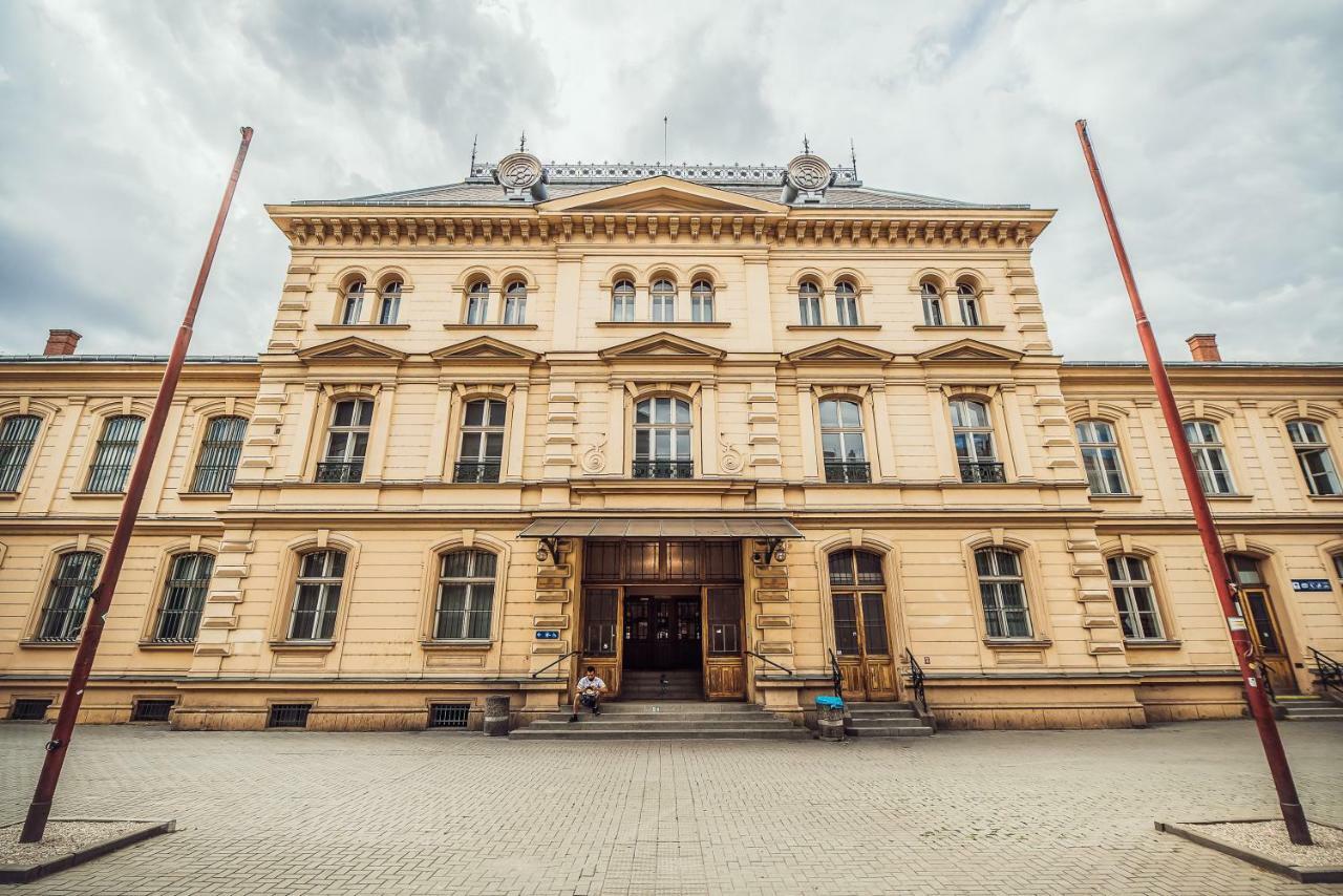 Skodova Apartments Přerov Buitenkant foto