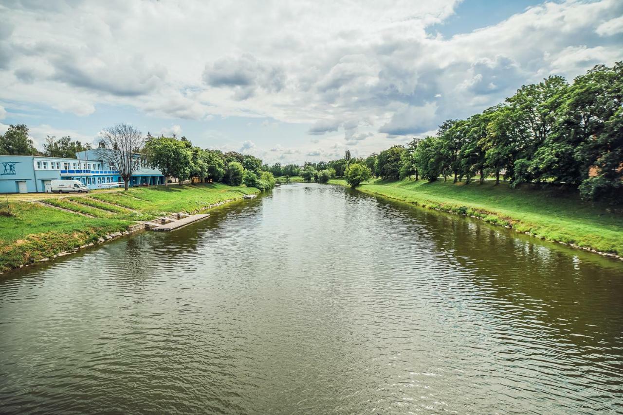 Skodova Apartments Přerov Buitenkant foto